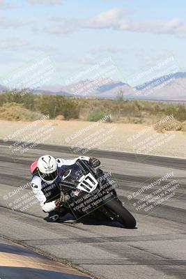 media/Nov-16-2025-Race Pace (Sun) [[8c5fa54630]]/Verified Riders/4-Turn 3 Inside (1050am)/